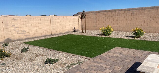 Building Photo - 18211 N Toya St