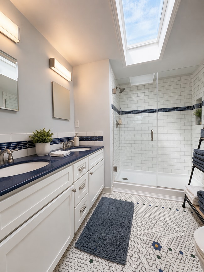 Building Photo - Laurelhurst Home