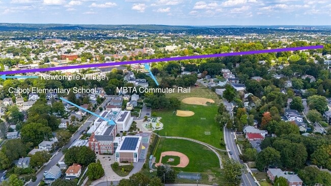 Building Photo - 274 Newtonville Ave