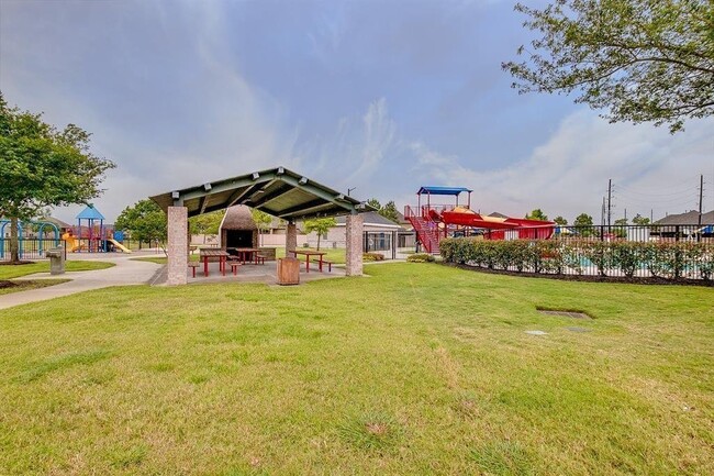 Building Photo - Quail Creek Drive, Pearland, TX 77584 - 4 ...