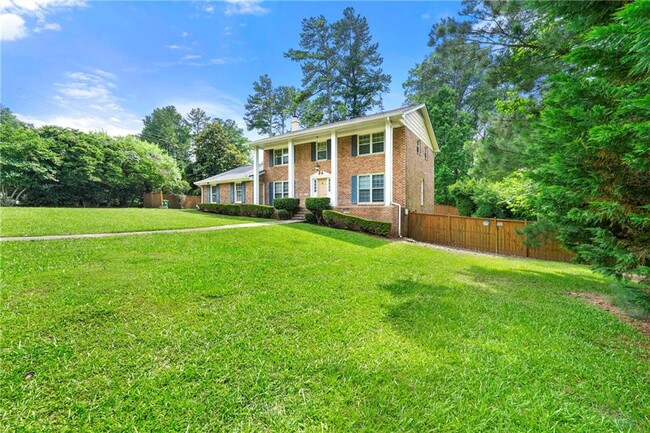 Building Photo - 5100 Mt Vernon Way