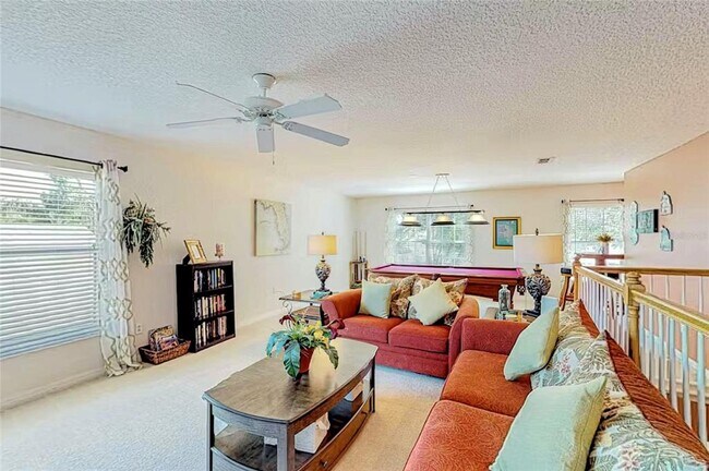 Building Photo - 136 Henley Cir