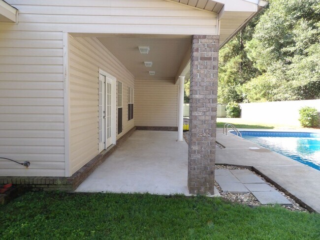 Building Photo - Clubview Estates, Enterprise, AL