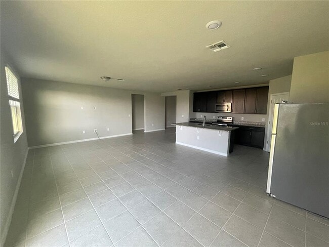Building Photo - 3212 Weitzel Dr