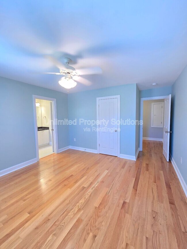 Building Photo - 4838 Whitner Dr