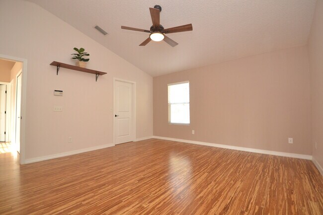 Building Photo - Gorgeous Upgrades!! St. Augustine Beach 2/...