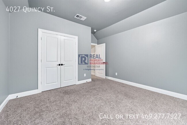 Building Photo - 4027 Quincy St