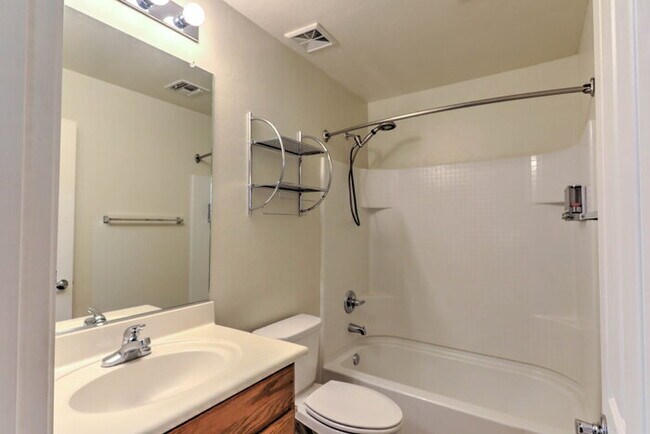 Building Photo - Rancho Sahuarita