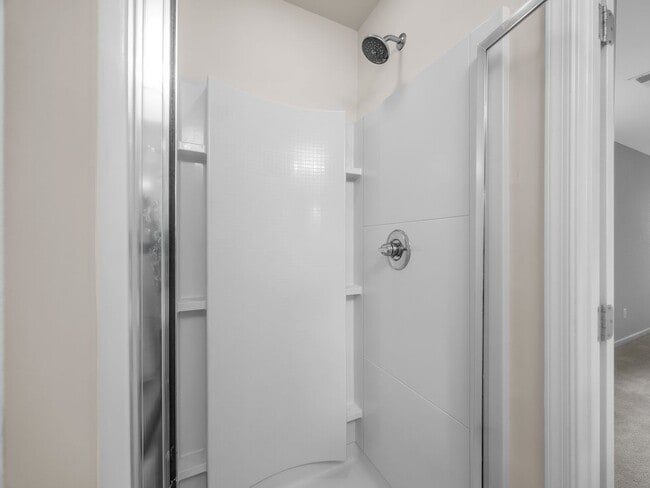 Building Photo - 4 Bedroom/2 Bath Duncan/Riverfalls