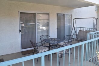 Building Photo - 3550 Bay Sands Dr
