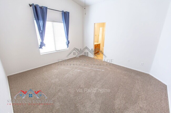 Building Photo - 4149 E Azurite Rd