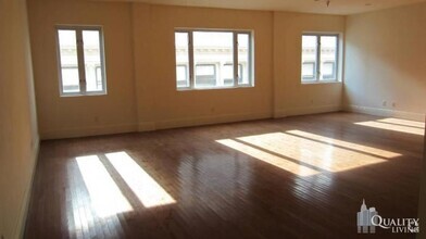 Building Photo - 2 bedroom in NEW YORK NY 10013