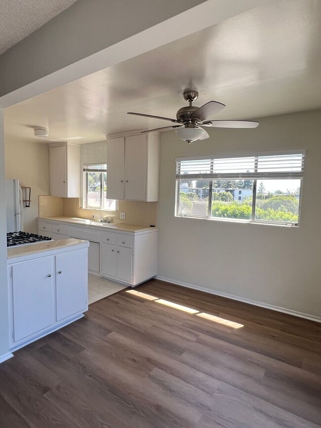 Building Photo - 7832 W Manchester Ave