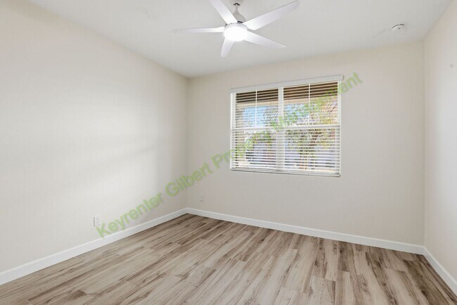 Building Photo - Modern Mesa Living in a Prime East Valley Location