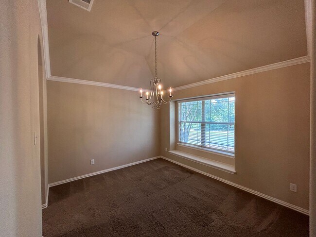 Building Photo - 2204 Tranquility Ln