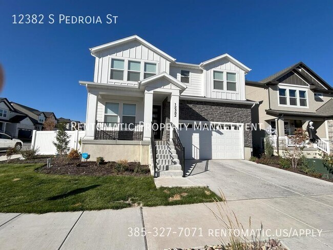 Building Photo - 12382 Pedroia St
