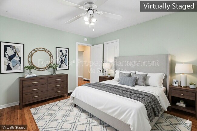 Building Photo - 6115 Indianola Ave