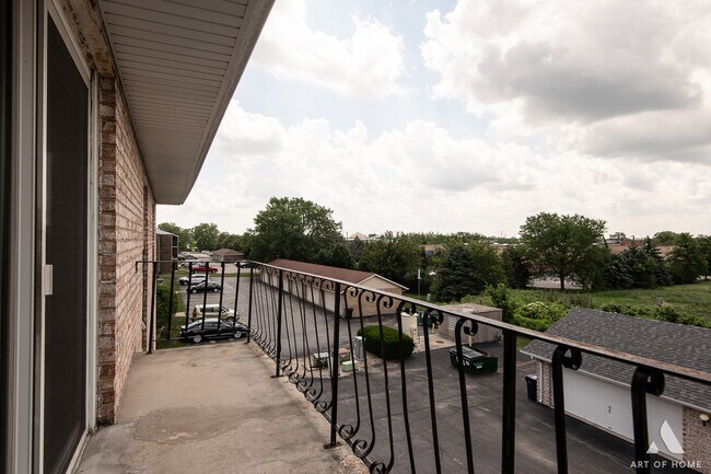 Building Photo - 7405 Tiffany Dr