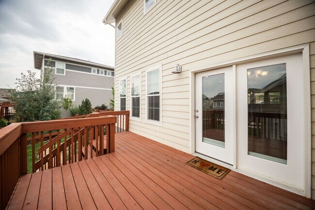 Building Photo - Charming 3-Bedroom Home in the Desirable Bucking Horse Neighborhood!