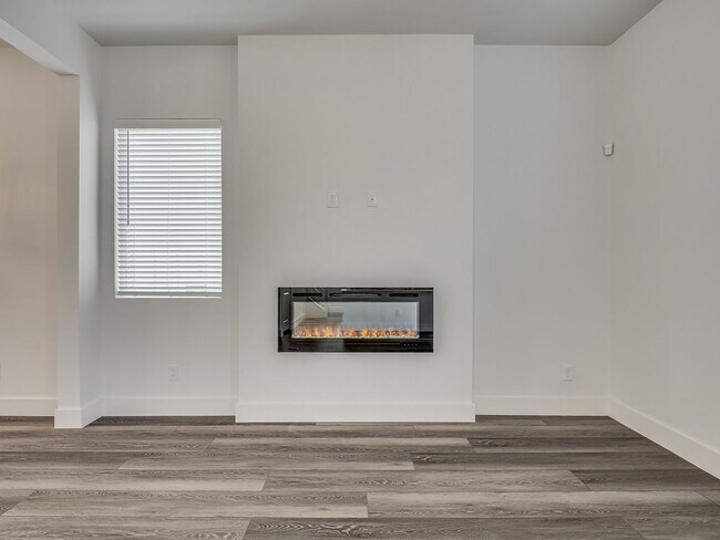 Building Photo - Beautiful New Construction Home in Oklahom...