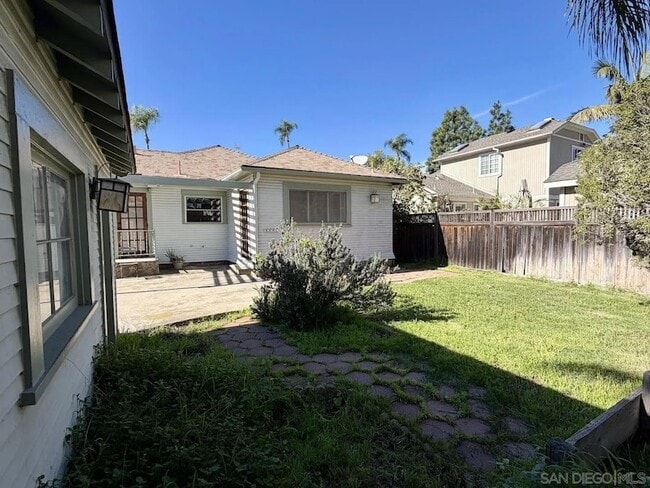 Building Photo - 3917 Hawk St