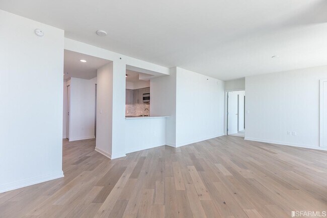 Building Photo - 401 Harrison St