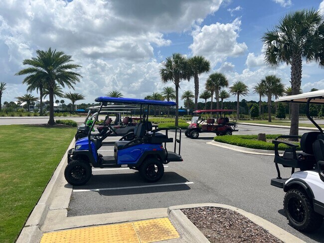 Building Photo - Lagoon Life + Luxury Living in St. Johns County - Beachwalk Townhome on the water!