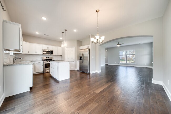 Building Photo - 1398 Wentworth Dr