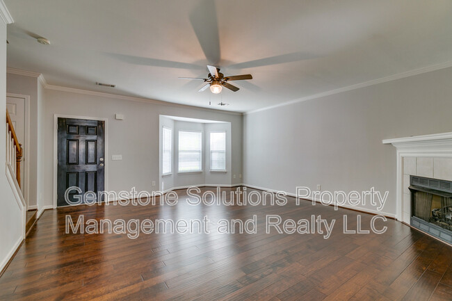 Building Photo - 1101 Downs Blvd