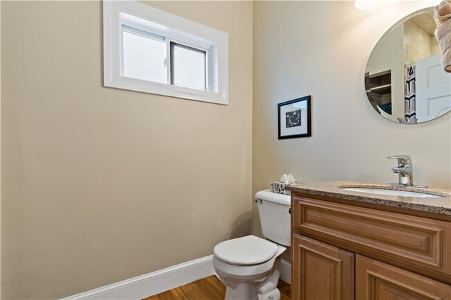 Building Photo - 6 Gladding Ct