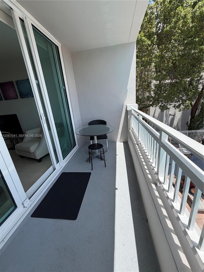 Building Photo - 2665 SW 37th Ave