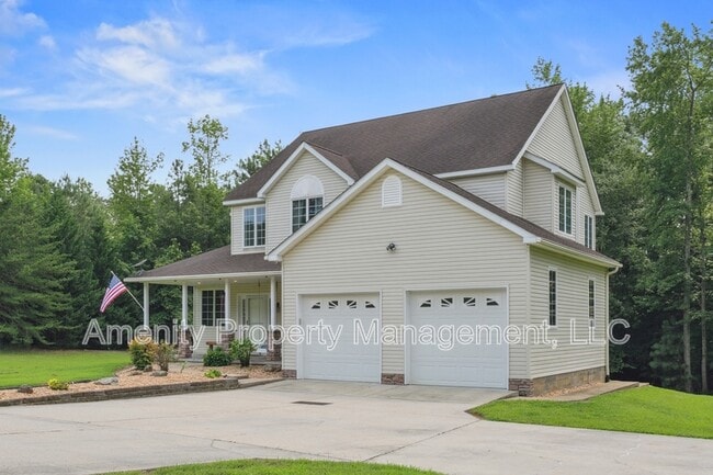 Building Photo - 182 Saddletown Rd