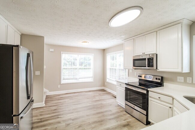 Building Photo - 110 Rosewood Cir