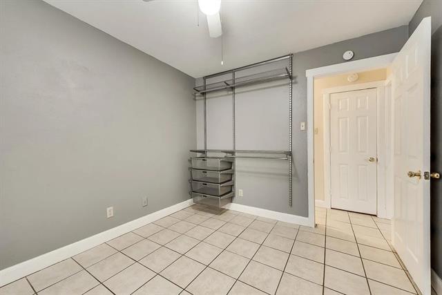 Building Photo - 202 S Willomet Ave
