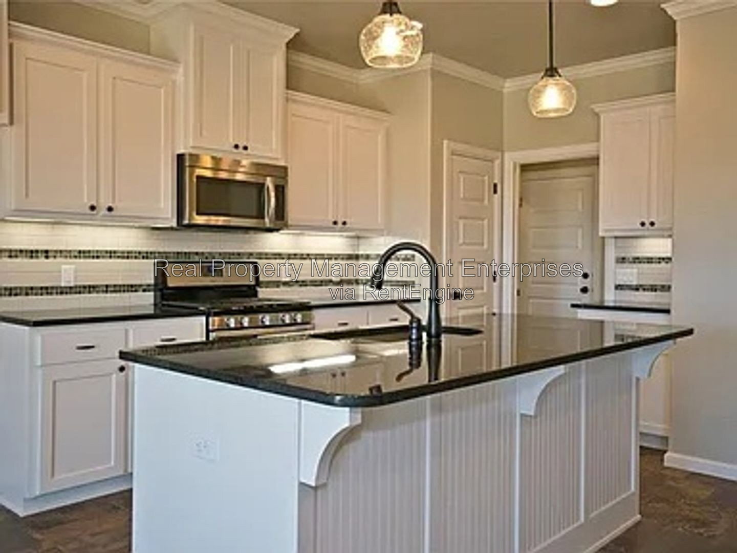 Building Photo - 18508 Maidstone Ln