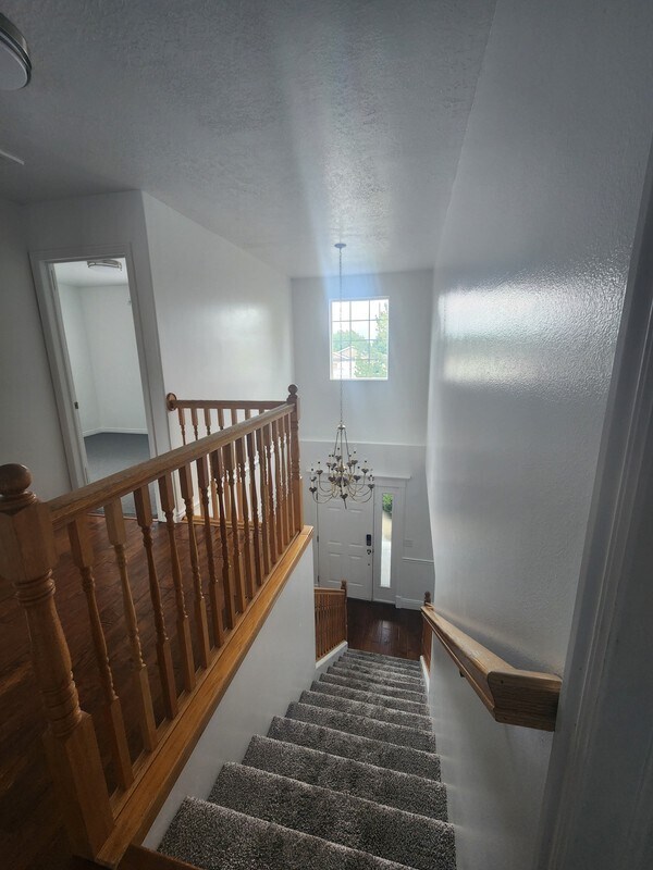 Building Photo - 1412 E 820 S
