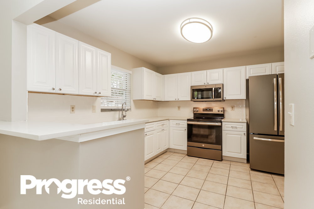 Building Photo - 12439 Brookside St