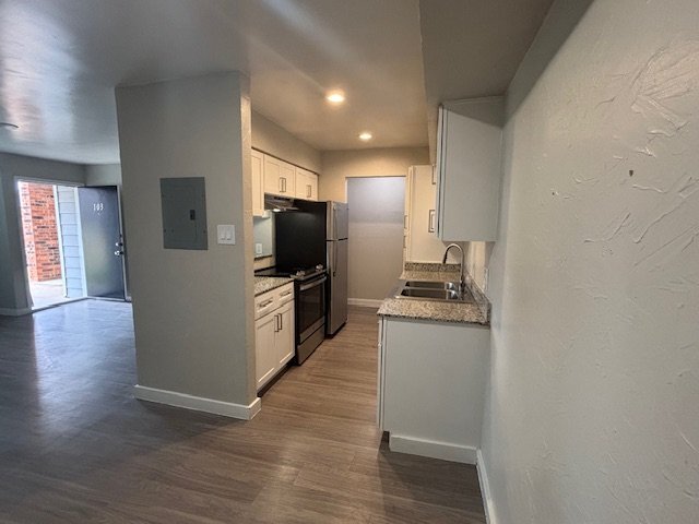 Building Photo - 2010 Estrada Pkwy