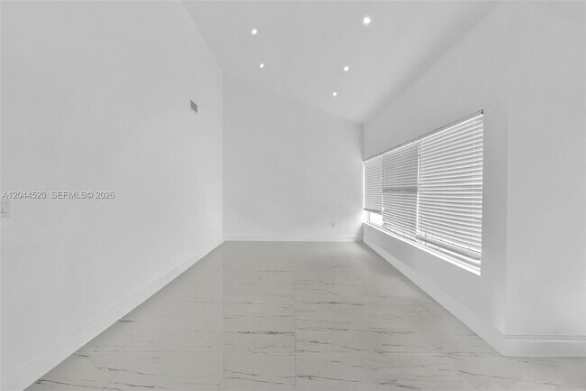 Building Photo - 8858 Harding Ave