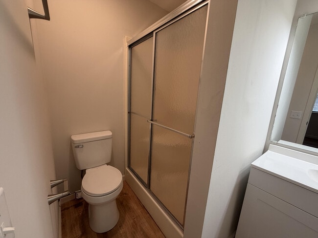 Building Photo - 1918 Mirtle Grove Ct