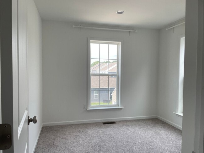 Building Photo - Cranberry Township