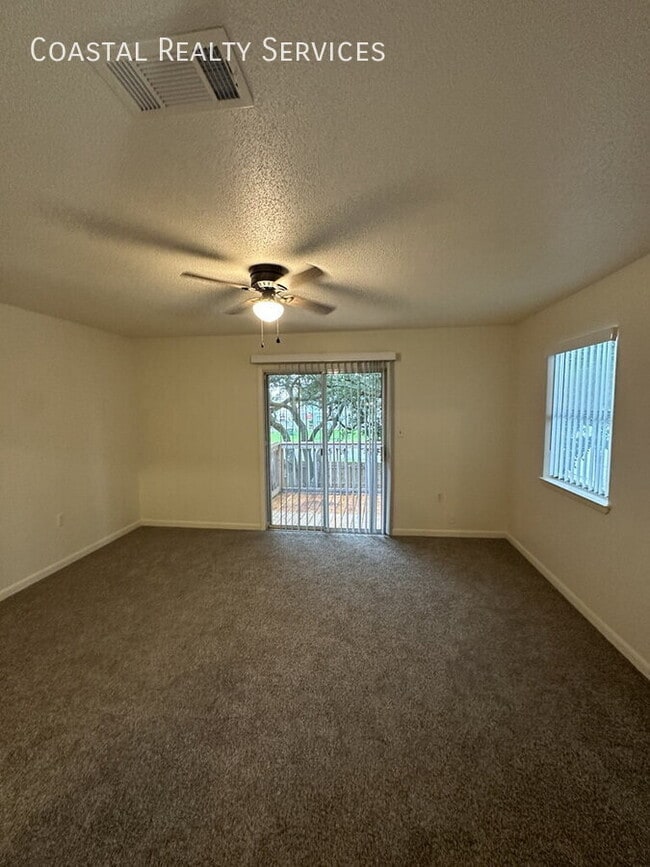 Building Photo - 122 Scottwood Dr SE