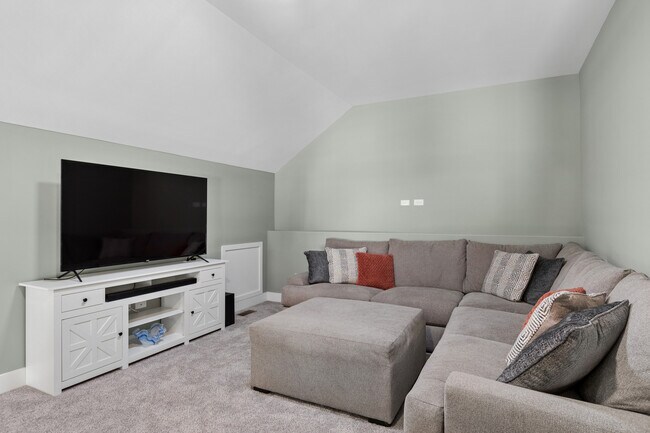 Building Photo - 534 Sudbury Cir