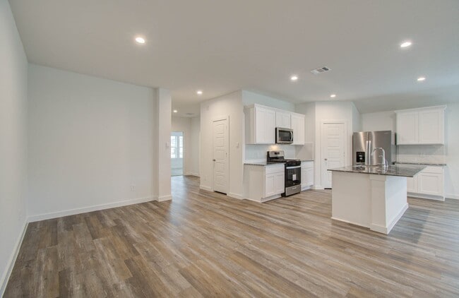 Building Photo - 1011 Perezia Ct