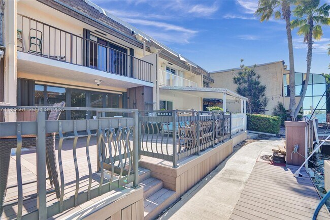 Building Photo - 16478 NE 27th Pl