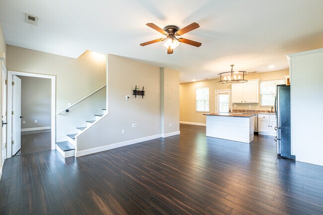 Building Photo - 7211 Remagen Ln