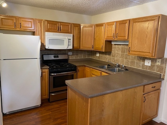 Building Photo - 5S100 Pebblewood Ln