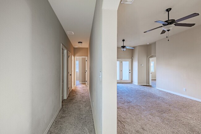 Building Photo - 14381 Alma Point Dr