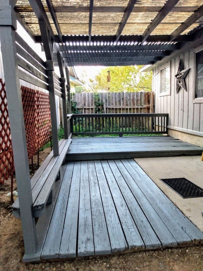 Building Photo - 4406 Knollchase