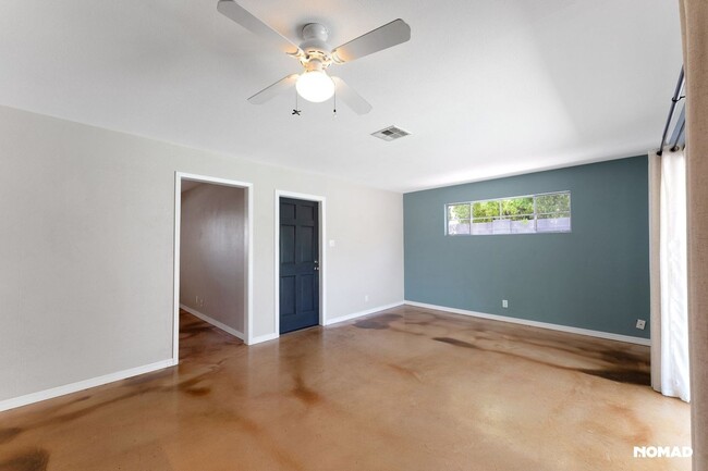 Building Photo - Charming 3BR House in Scottsdale